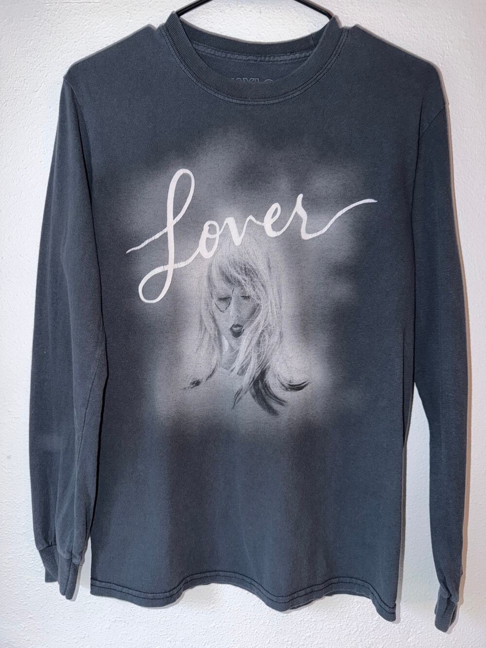 Taylor Swift Lover Black Long Sleeve Graphic Print T-Shirt Tee Sz Small Concert
